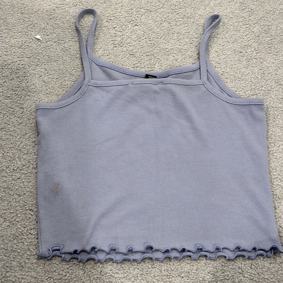 Crop top - Picture 2 of 4